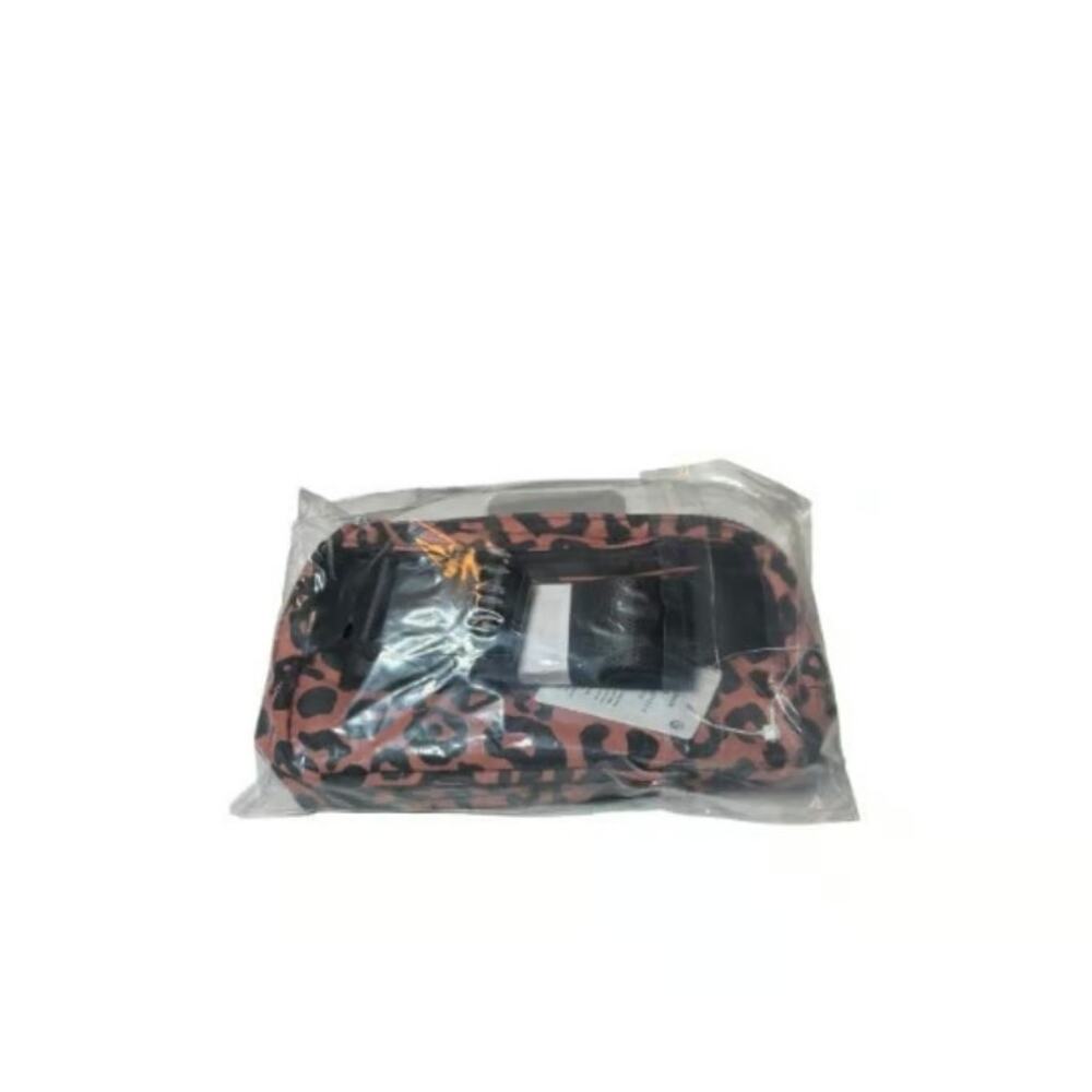 Stylish New Lululemon Cheetah Print Everywhere Belt Bag - Picture 3 of 5